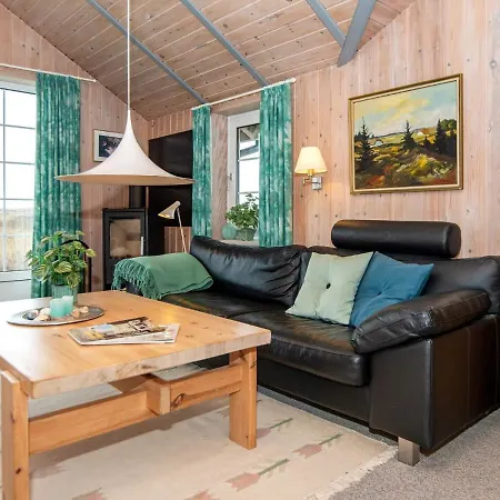 6 Person Holiday In R M Holiday home Lakolk
