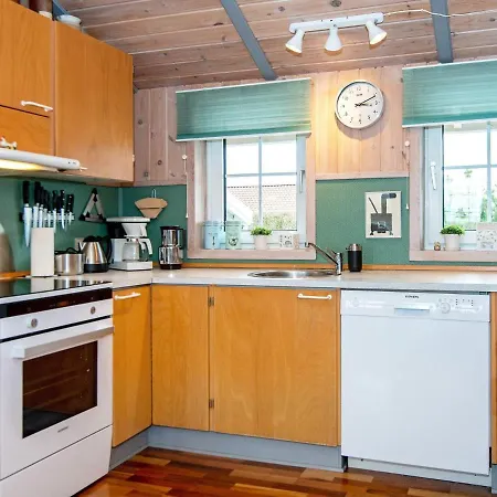 Ferienhaus 6 Person Holiday In R M Lakolk